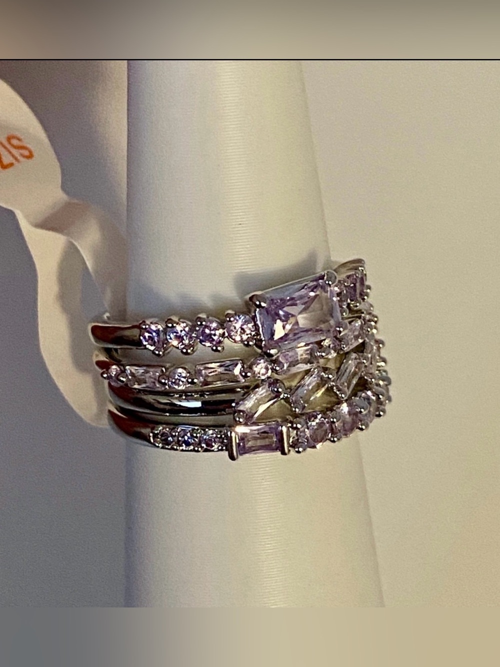 Bomb Party Delicates Collection Rings - Picture 2 of 4